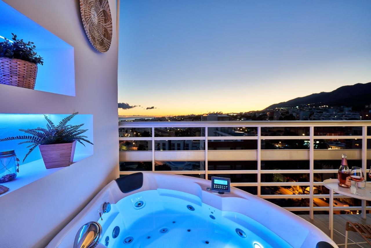 Sunset Beach Charming Apartment With Jacuzzi Torremolinos Luaran gambar