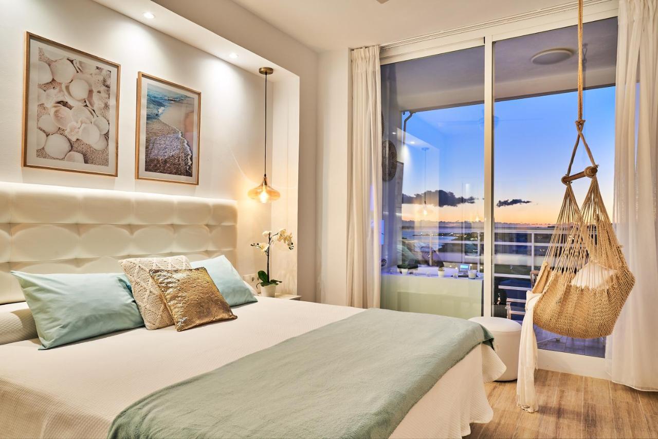 Sunset Beach Charming Apartment With Jacuzzi Torremolinos Luaran gambar